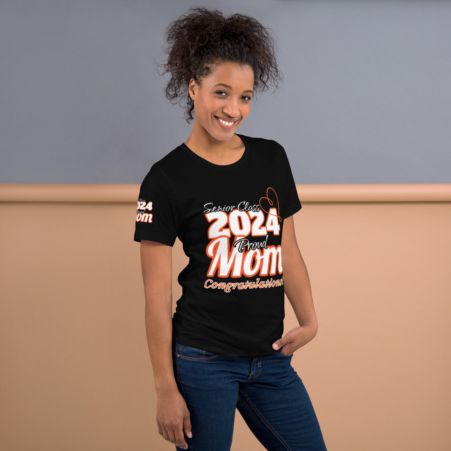 Senior 2024, Proud Mom, Congratulations Heart, Front, Back, Right Sleeve Design, XS-5XL Unisex T-Shirt