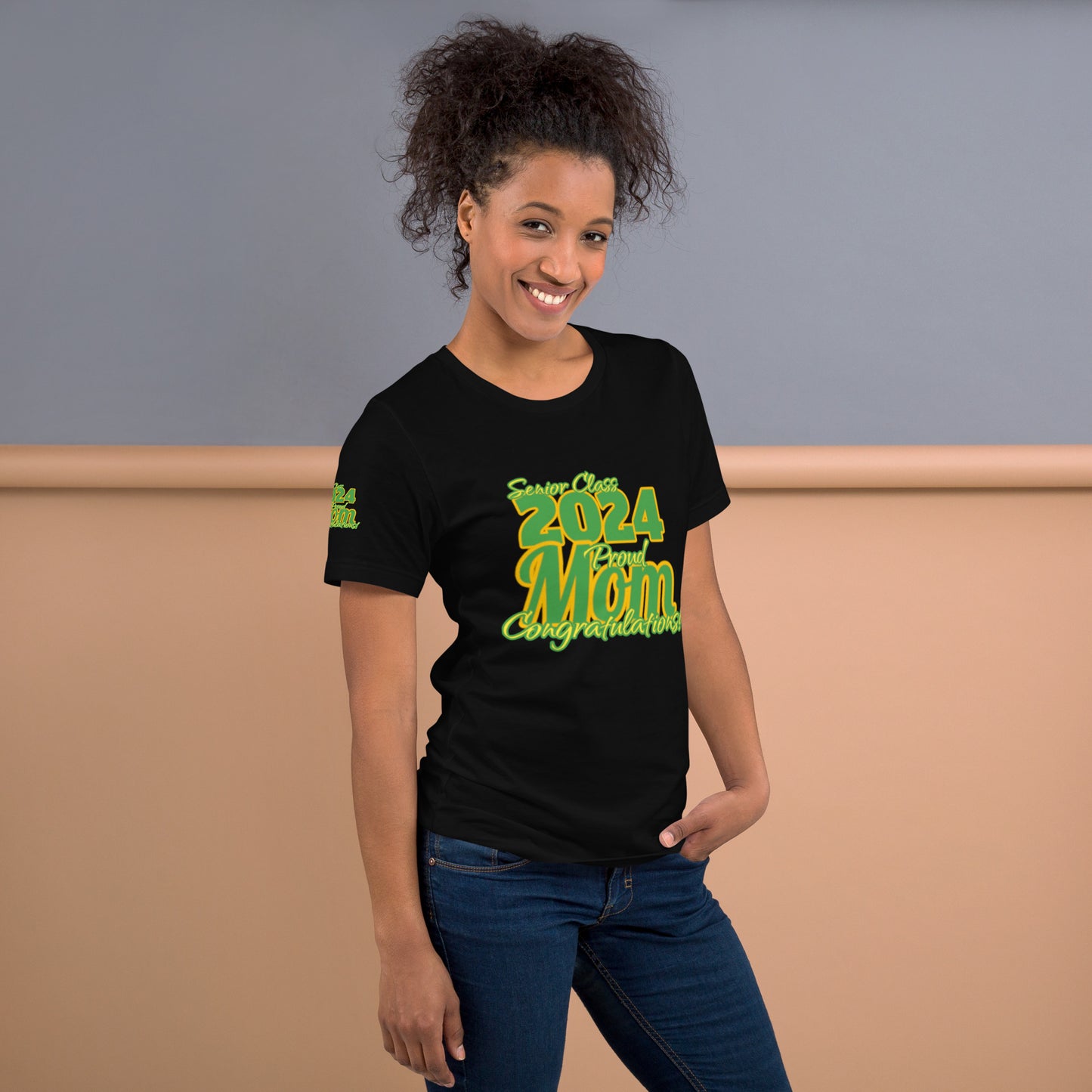 Senior Class, 2024 Proud Mom - Unisex T-Shirt Green/Yellow Black Shirt Unisex t-shirt